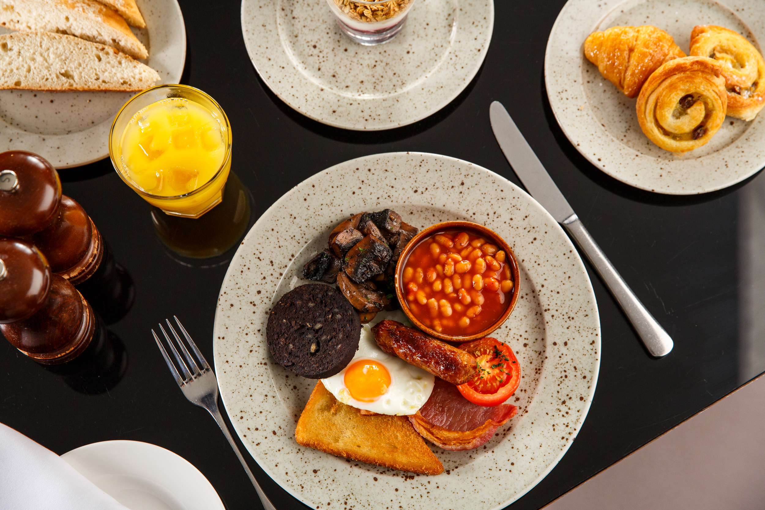 Mercure-Hotels-Traditional-Breakfast-LR-01-14082019