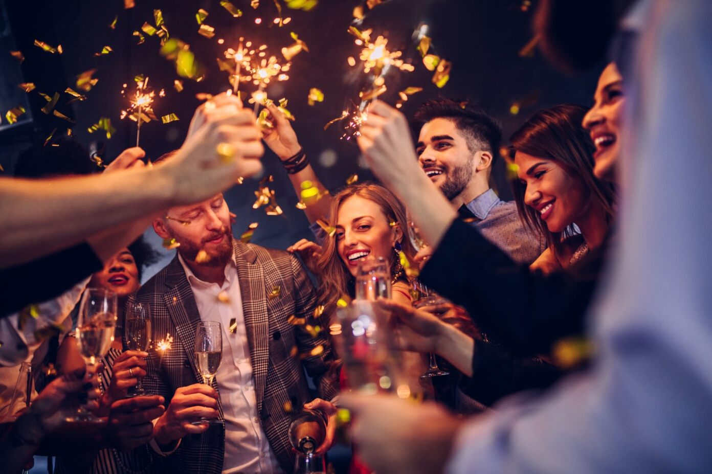 38681325-c583-4e88-9863-bf87c156d39c Work colleges partying